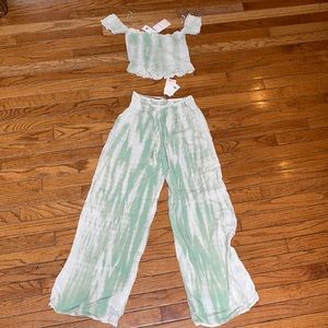 Two piece outfit Small